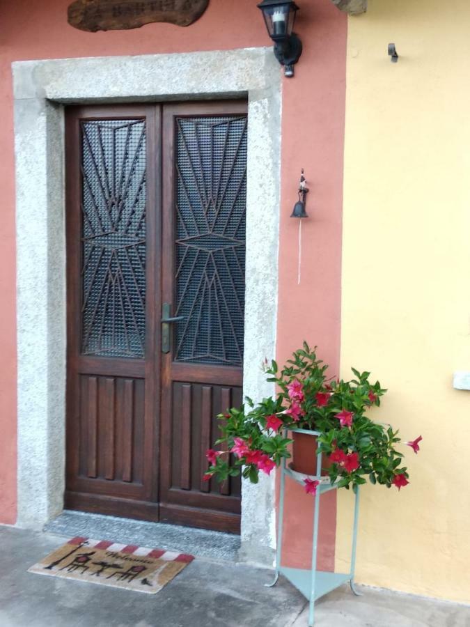 Casa Bartula Villa Bolzano Novarese Екстериор снимка